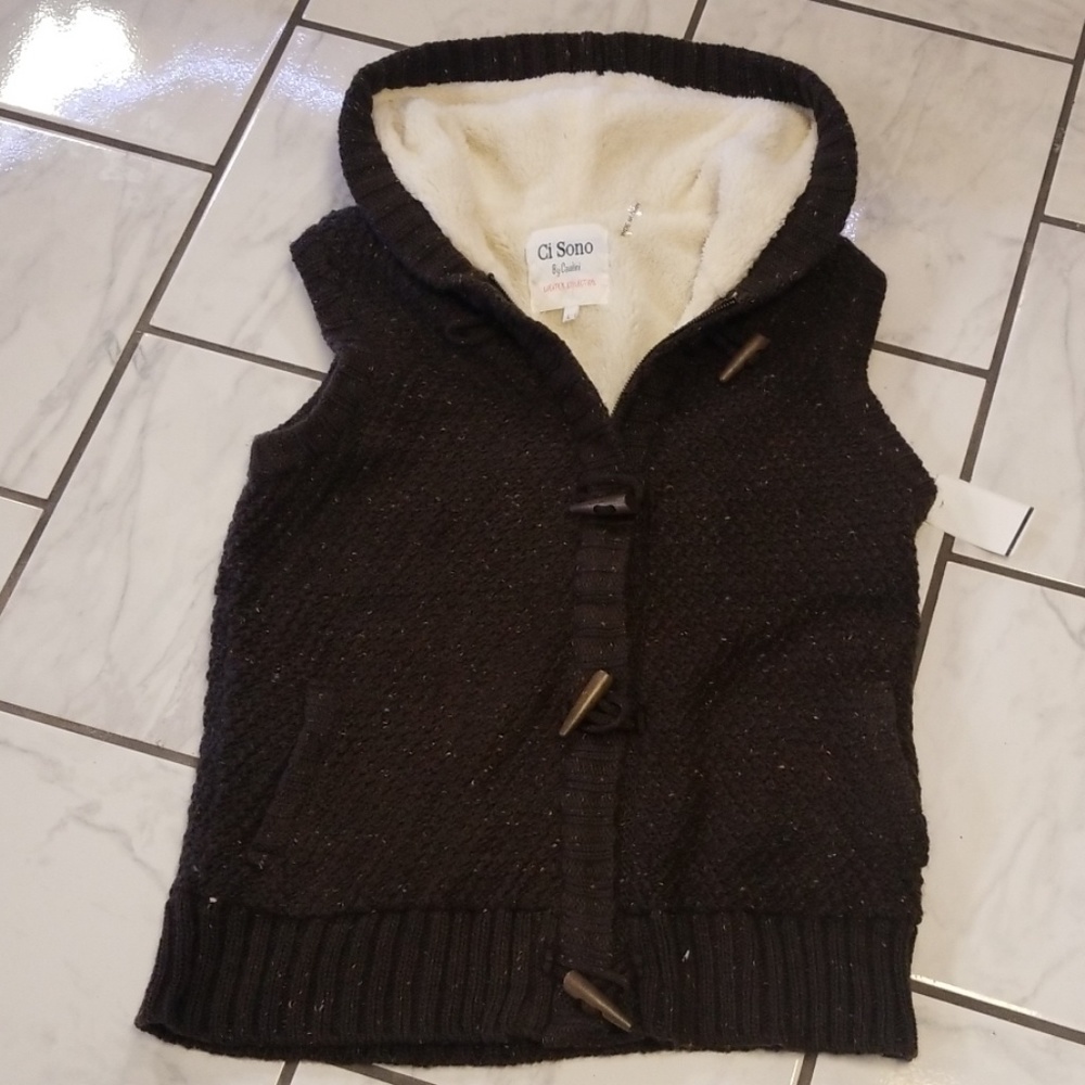 Sweater jacket lined with fur. NWT